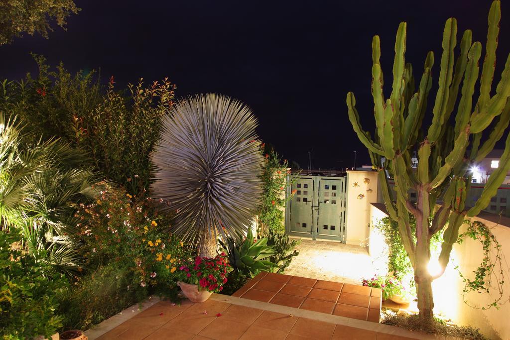 B&B Villa Il Sughero Monopoli Eksteriør billede